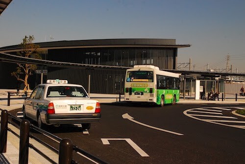 豊橋鉄道渥美線　田原駅　タクシーとバス　駕籠かきとタクシー