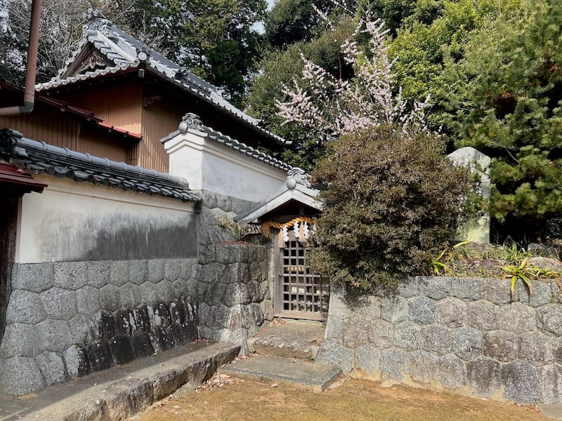 秋葉社（西浦町）- 神田山から南地柄へ
