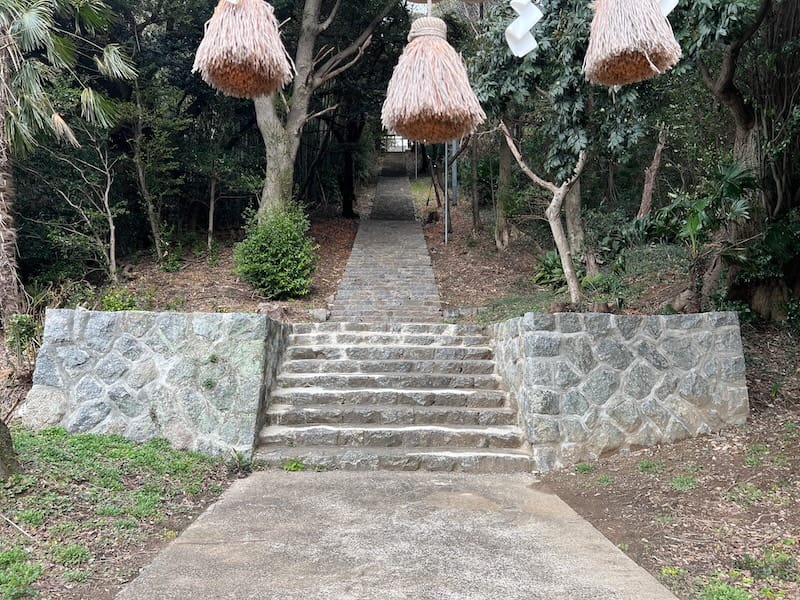 秋葉神社(西浦町)一の鳥居から