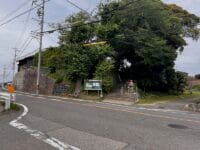 大光院前の道路から