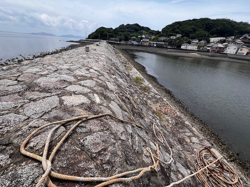 稲生港石積防波堤 – 西浦町