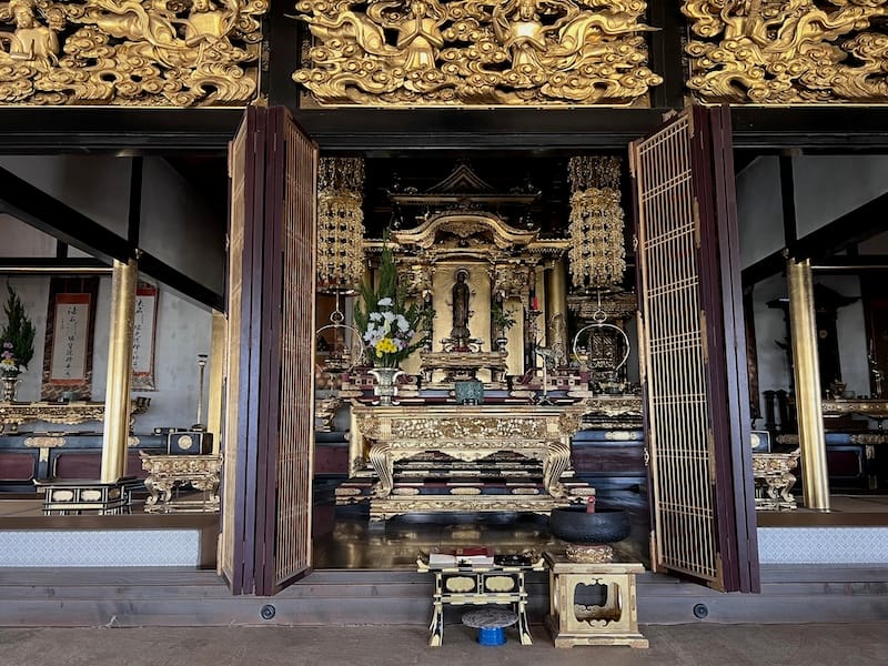 妙厳寺　内陣
