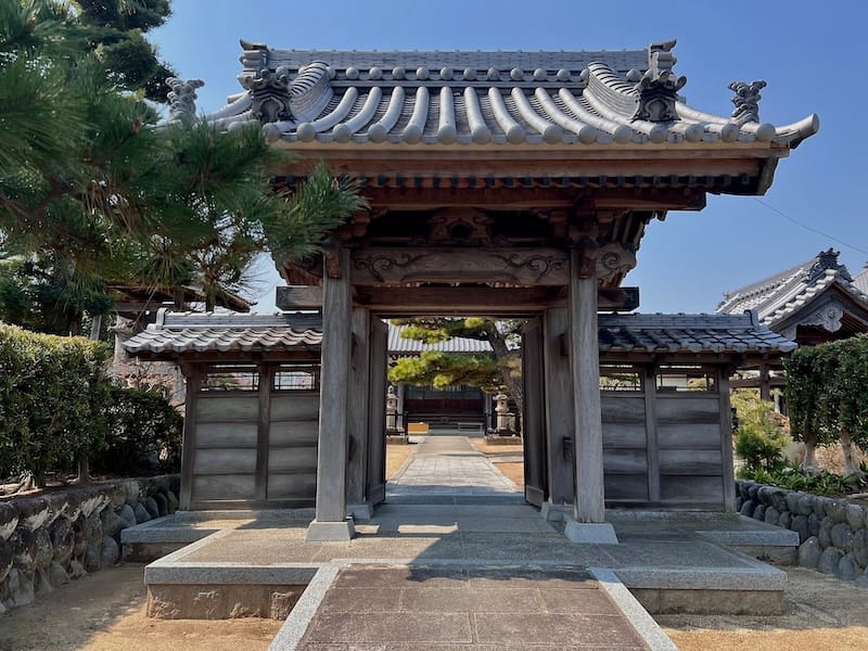 専称寺　山門