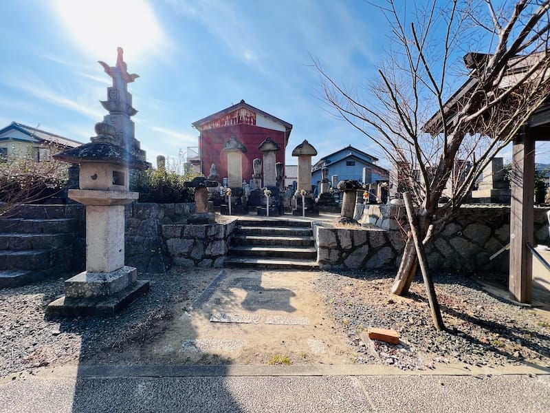 真如寺 墓地