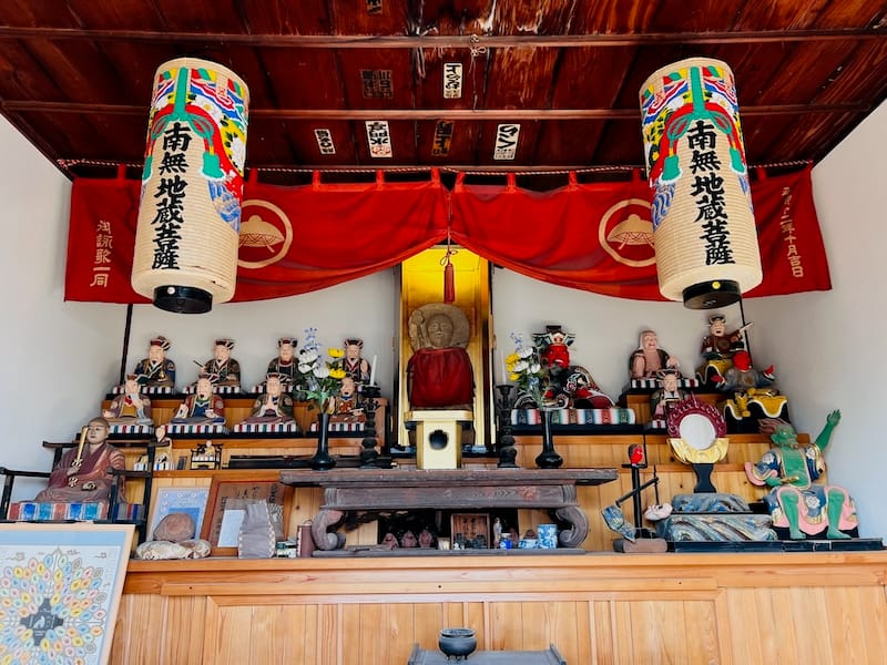 真如寺の地蔵堂 – 形原町