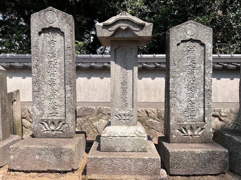 蒲郡の松平家（天桂院の家清、天桂院、忠清の墓）