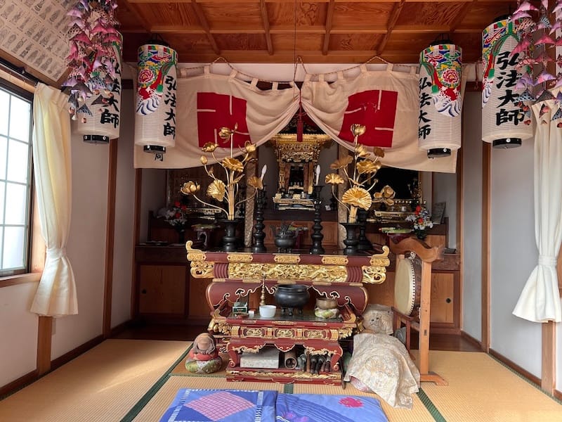 やすらぎ弘法　大師堂