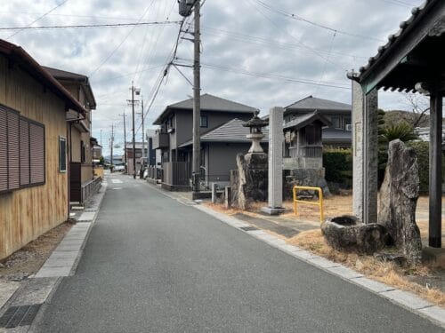 法性院 – 海から現れた阿弥陀如来