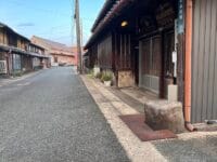 印内石（西）　薬証寺通り