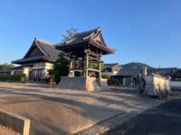 常善寺 鐘堂と本堂