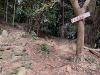 御堂山観音堂　御堂山登山口