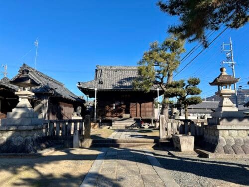 秋葉神社（本町）- 街道沿いに鎮座する火防と交通の神