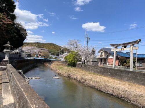 素盞嗚神社（拾石神社）