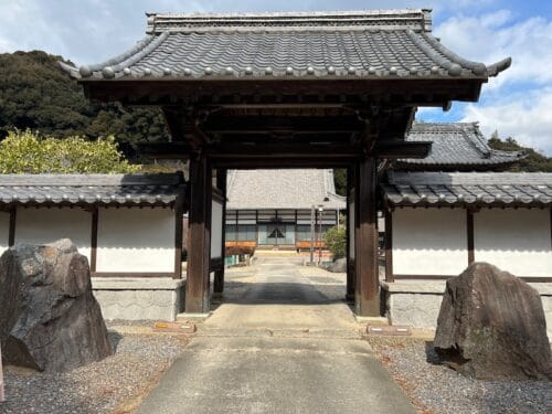 補陀寺 – 形原温泉湧出の地