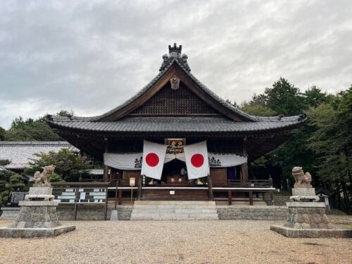 石山神社 – 勧嶽に勧学院あり