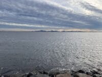 海陽西防波堤　防波堤から見える渥美半島