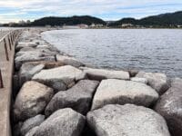 海陽町突堤　突堤からラグーナテンボス方面