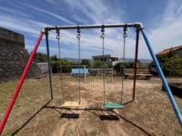 黒山チビッコ広場　海と空へのブランコ