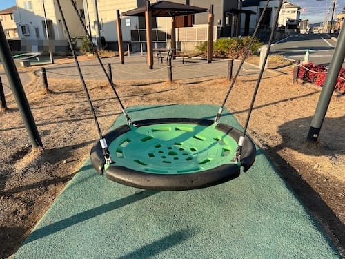 バードネストブランコ（新井形公園）