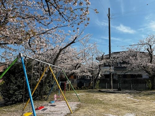 みどりヶ丘児童遊び場　遊具