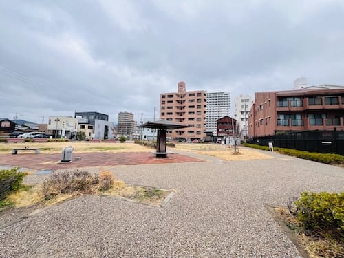 港町西公園 園内