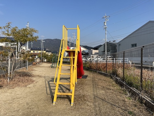 満土呂緑地 すべり台