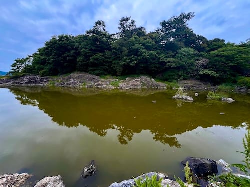 亀岩臨海公園 – 蒲郡の公園