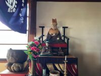 地蔵堂（三谷町）　弘法大師座像