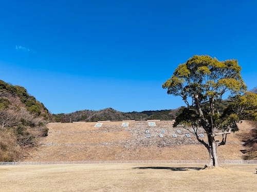 とよおか湖公園　豊岡湖堰堤