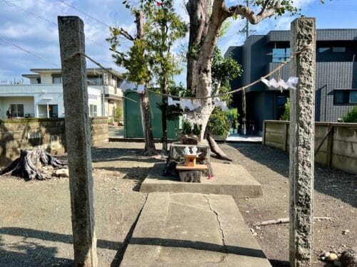 倉屋敷の若宮八幡社・小坂井古屋敷跡