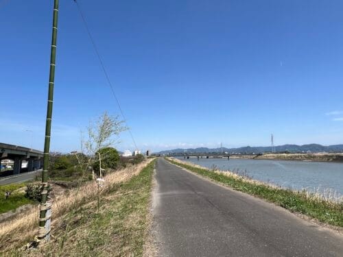 志香須賀の渡しと柏木浜：小坂井町に眠る古代東海道の記憶