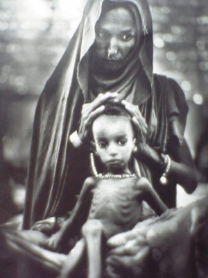 1985年 『Ethiopian Famine』